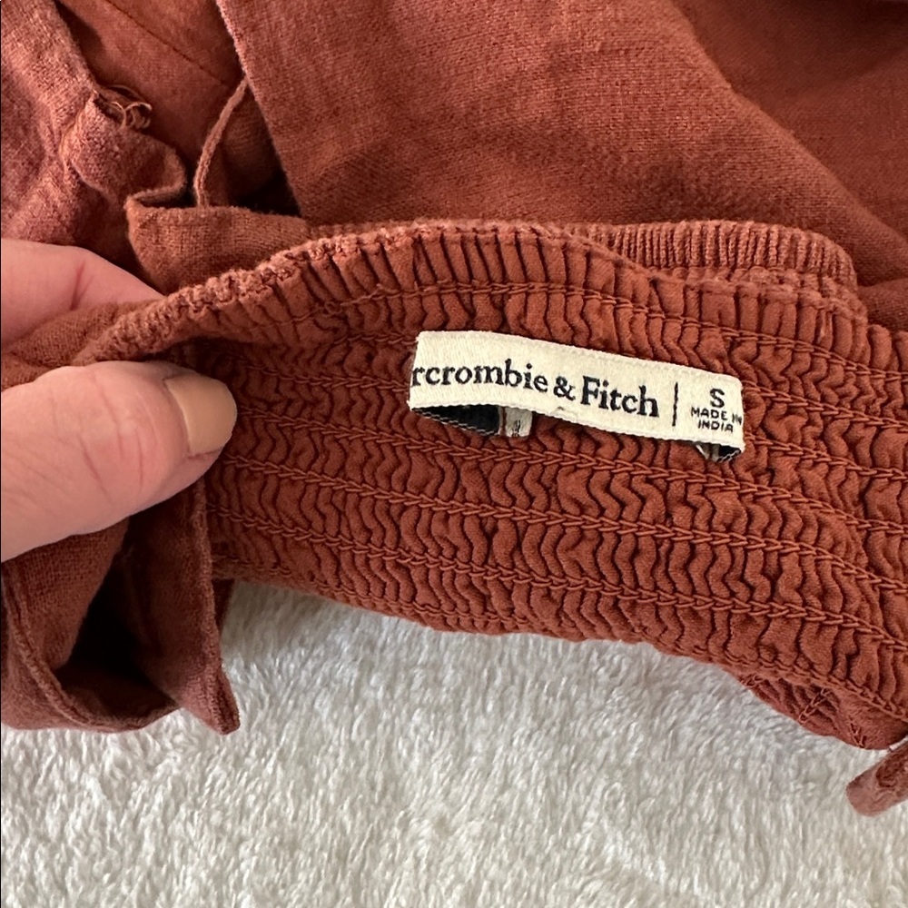 Abercrombie & Fitch Rust Lace-Up Crop Top - Picture 5 of 11
